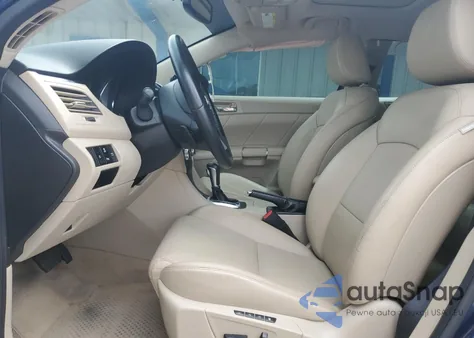 2011 Suzuki Kizashi Sport Sls z USA, uszkodzony, nr VIN JS2RF9A84B6110067